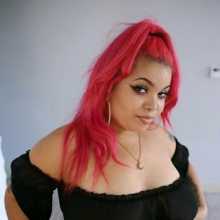Dahlia Von Knight Pornstar