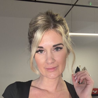 Ravenous Wife - Pornstar Profile on xVrOnline