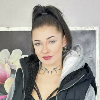 Chloe Heart Pornstar