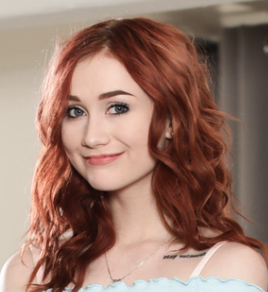 Scarlet Skies Pornstar